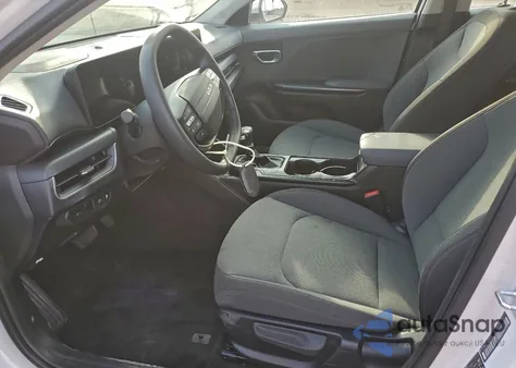 2025 Kia K4 Lx из США, поврежденный, VIN 3KPFT4DE0SE113889